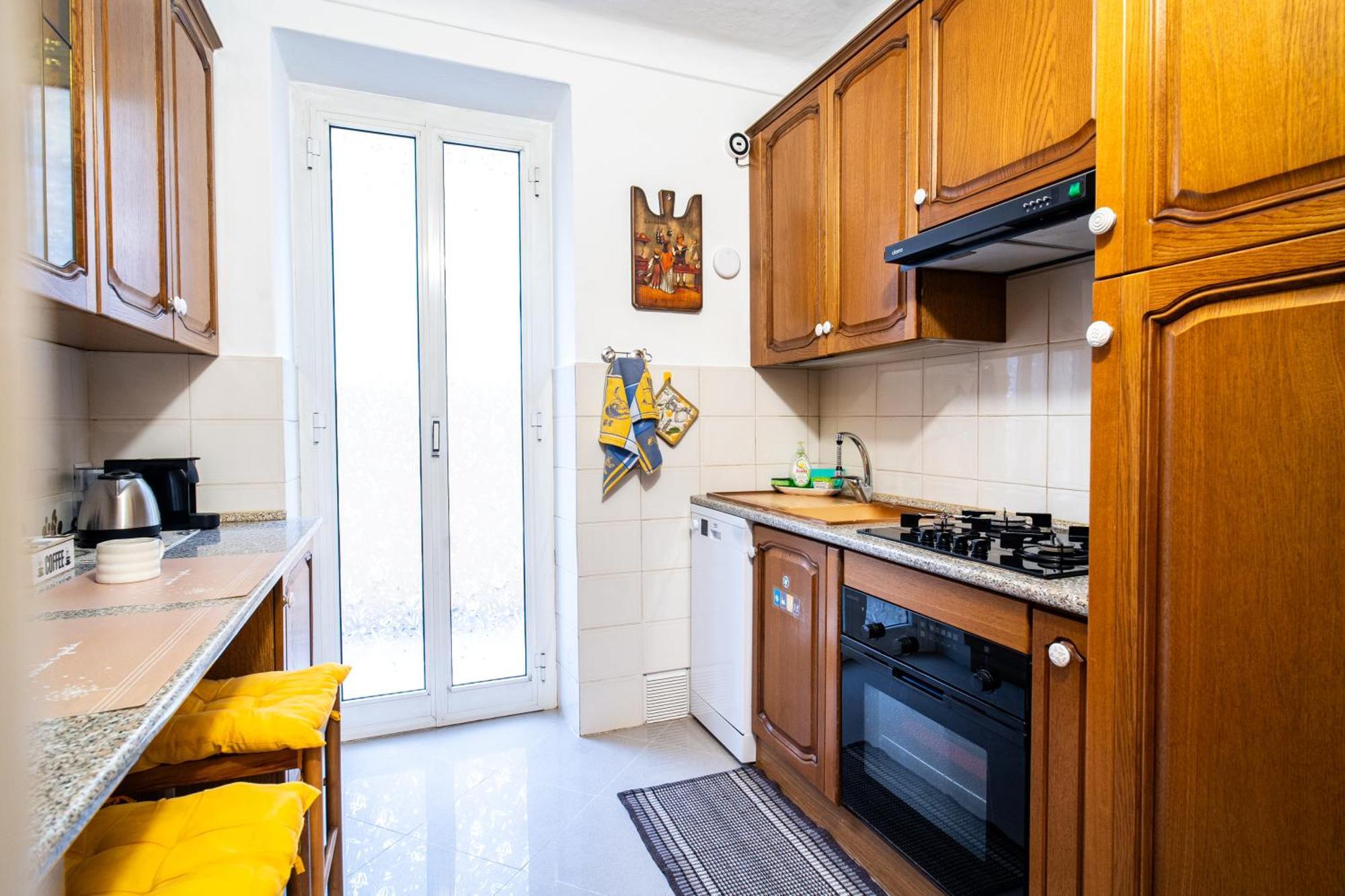 Casa Stefi Sunremo - Parcheggio Privato, 500 Mt Dalla Spiaggia 산레모 외부 사진